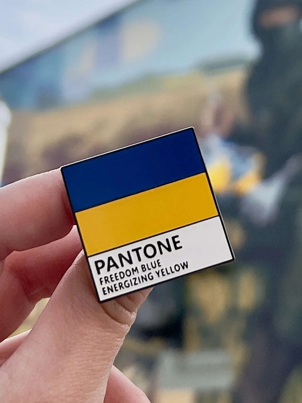 Металевий пін